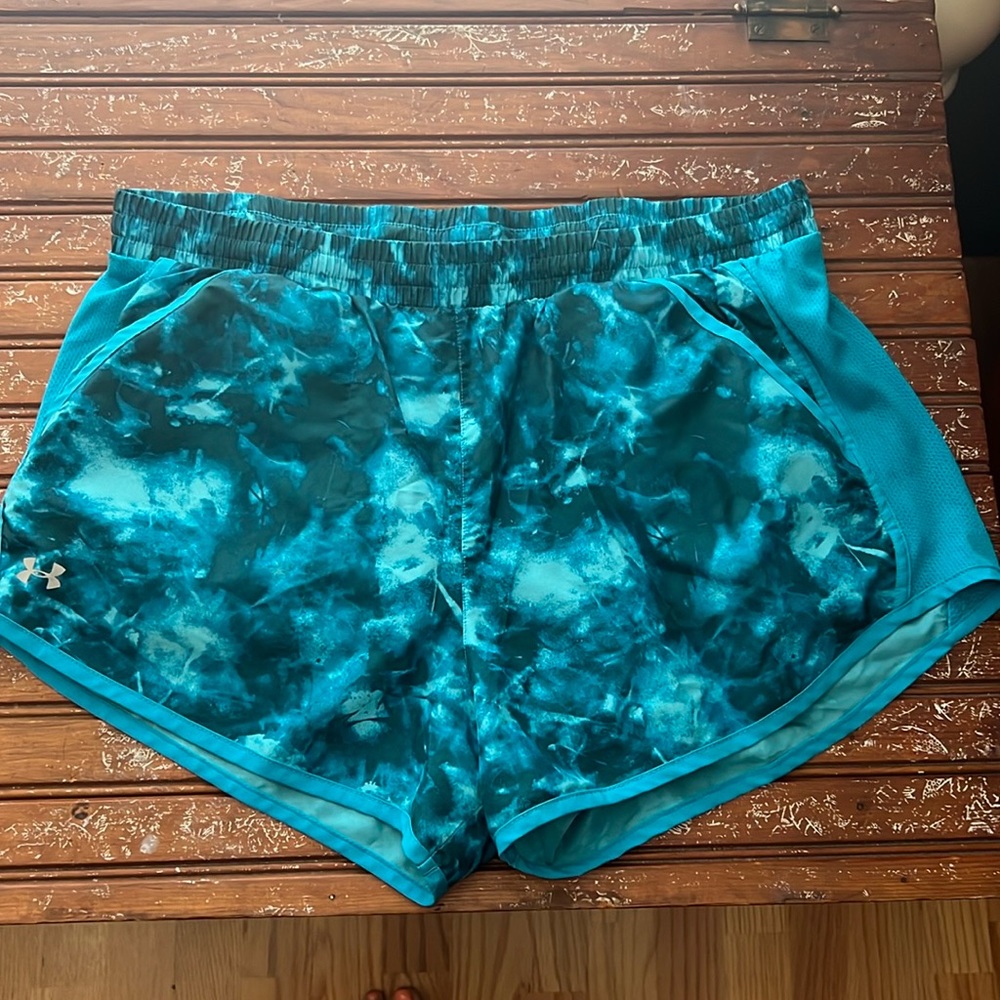 Athletic shorts